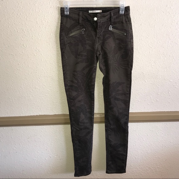 Levi's Denim - Levi’s 711 Skinny Jean Gently Used